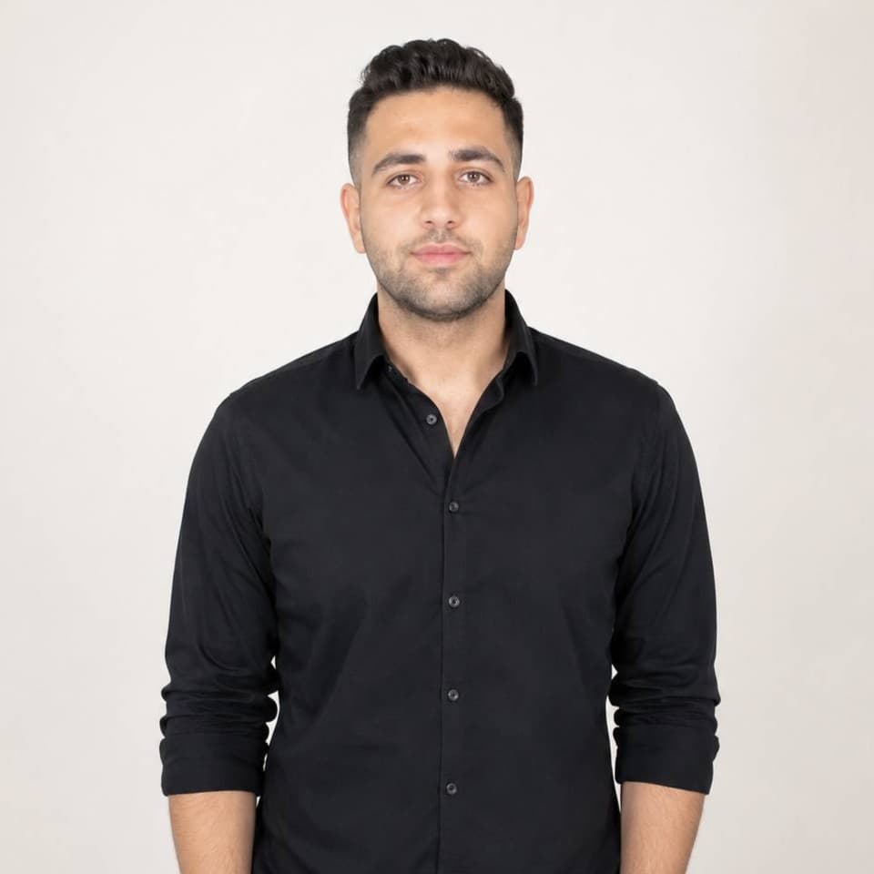 اوستا فتحی