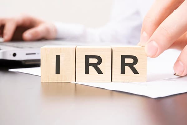 عکس اسلایدر IRR در پروژههای ساختمانی: معیاری برای ارزیابی سودآوری بلندمدت
